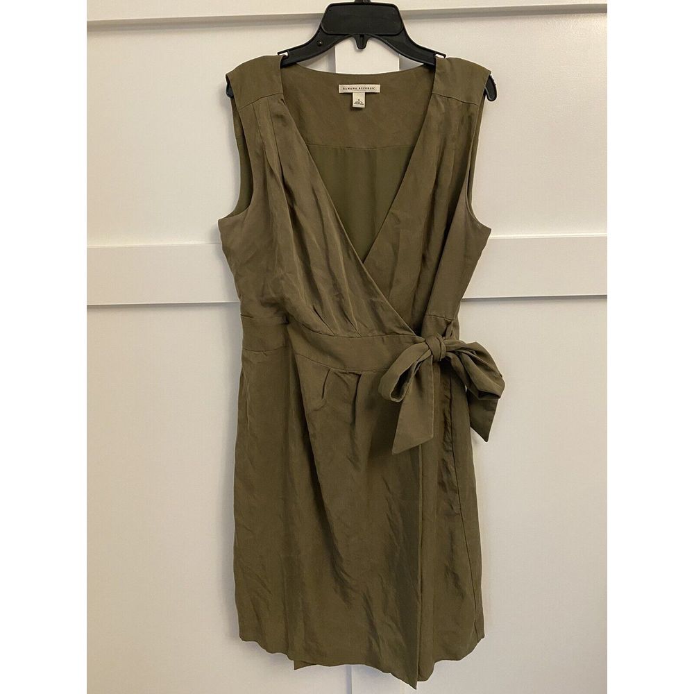 Banana Republic Size 6‎ Green 100% Tencell Sleeveless Lined Dress EUC